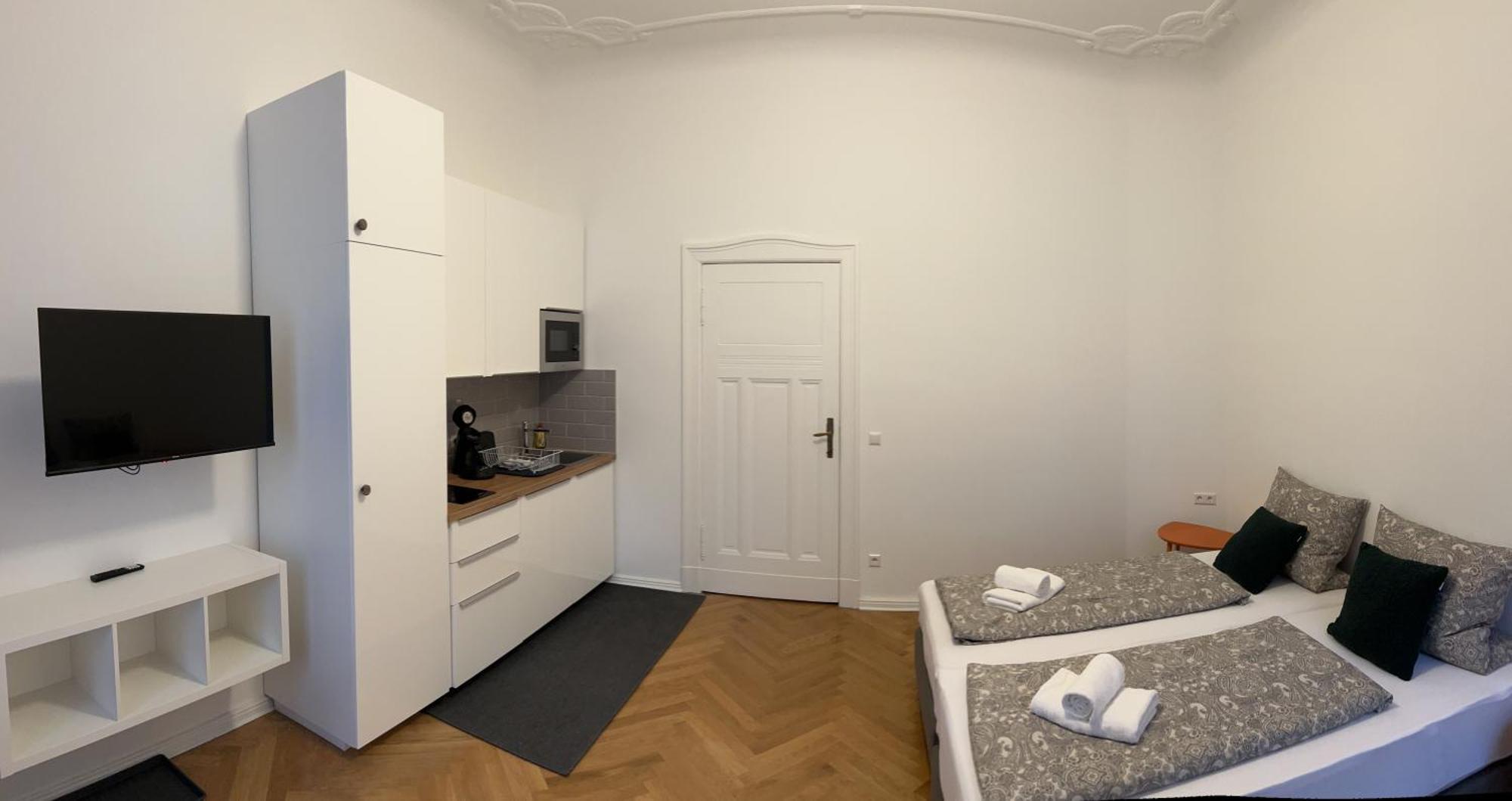 Bismarcks Berlin Apartment Exterior photo