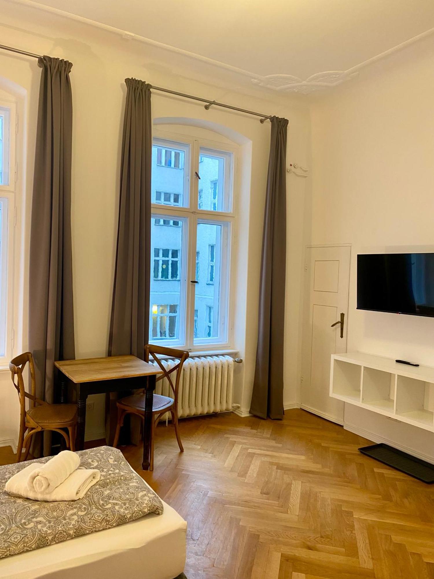 Bismarcks Berlin Apartment Exterior photo
